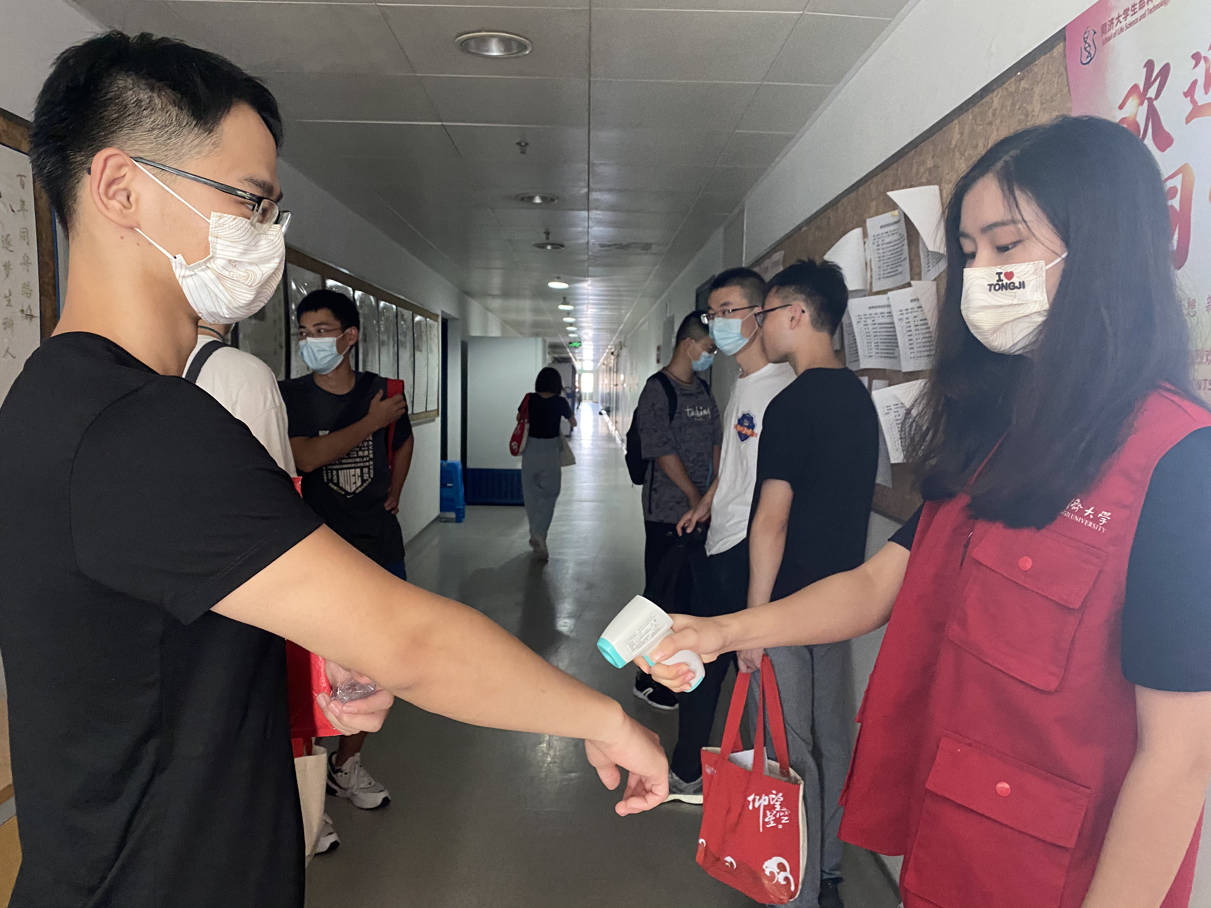 生命科学院下班时间,生命科学学院是干啥的