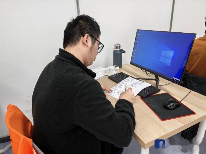 科技前沿的年轻人,科技行业年轻有为的年龄