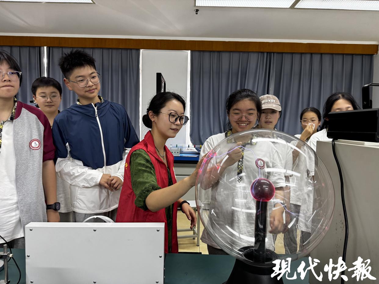 大物理中学生世界,中学生世界中考物理