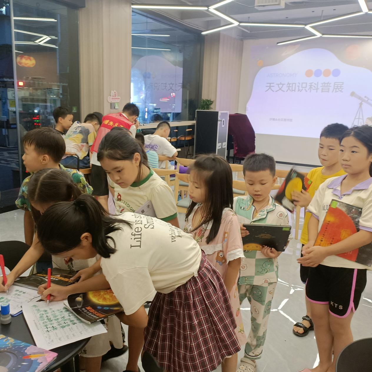 天文科普员,天文科普小知识 天文科普员,天文科普小知识