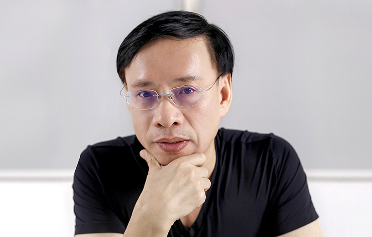 科技前沿大v,大学生科技款爆款视频