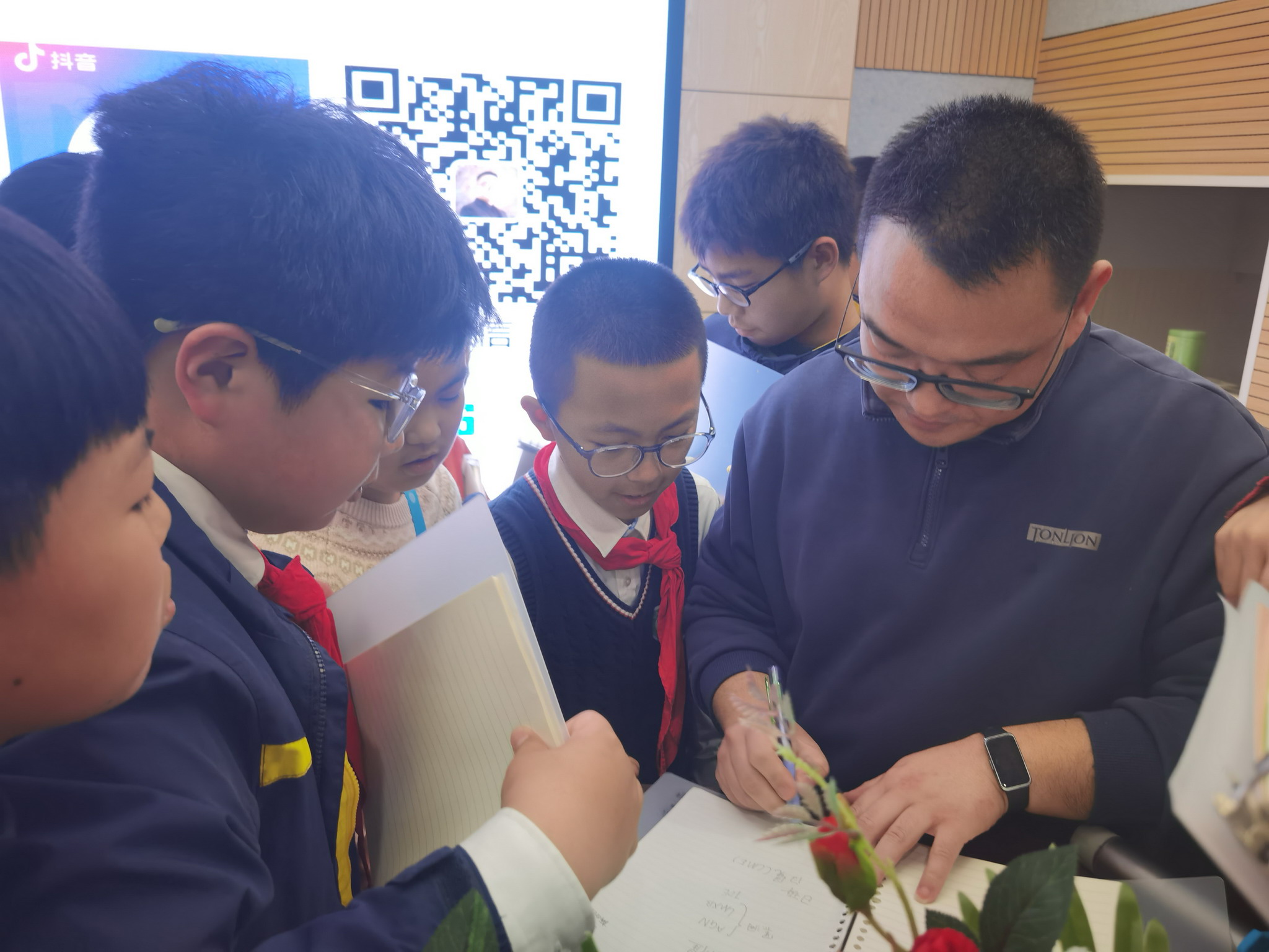 天文科普讲座现场版,天文科普小知识100篇 天文科普讲座现场版,天文科普小知识100篇