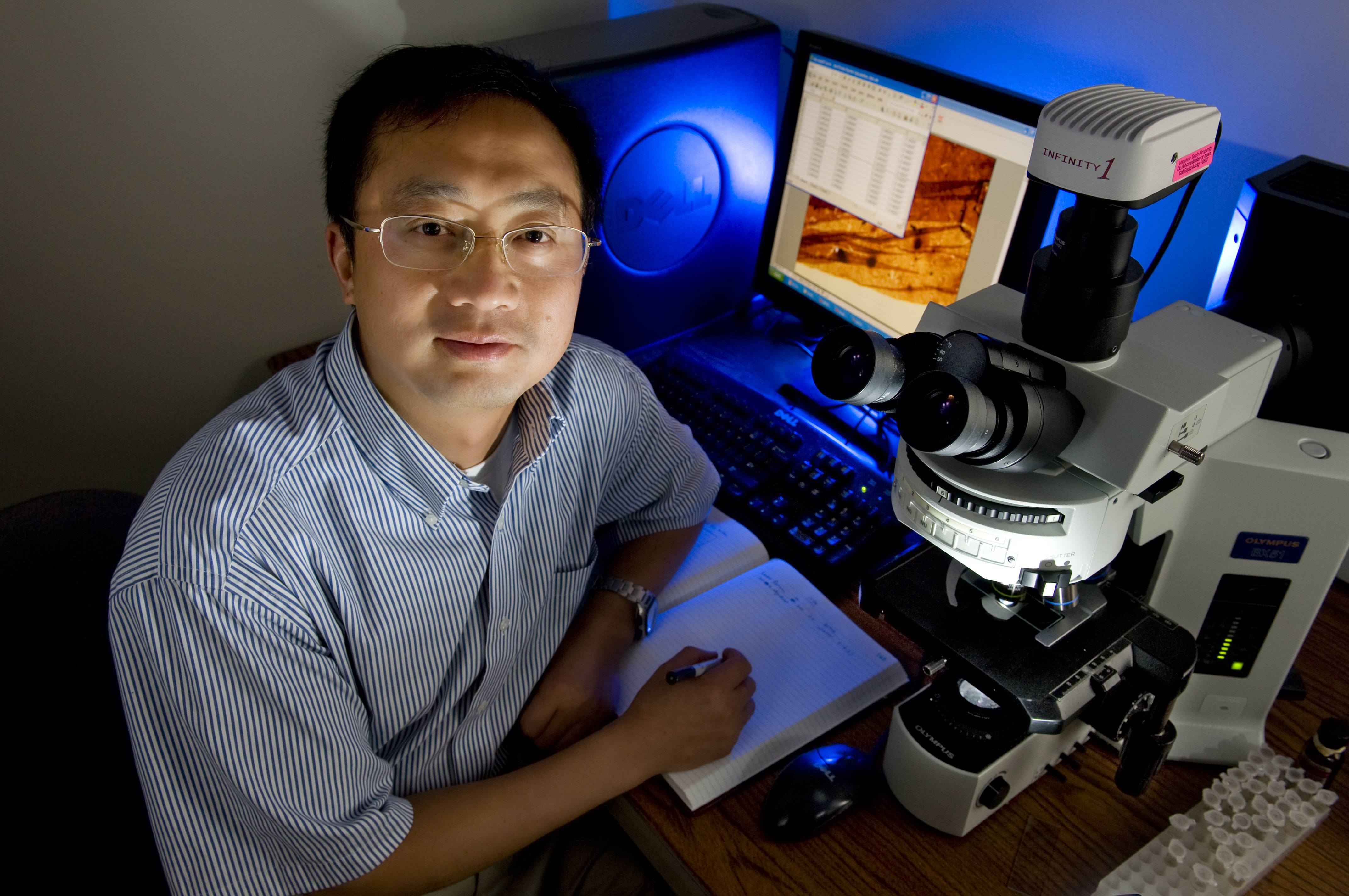 生命科学院邓贤明,中国科学院成都生物研究所邓亨宁