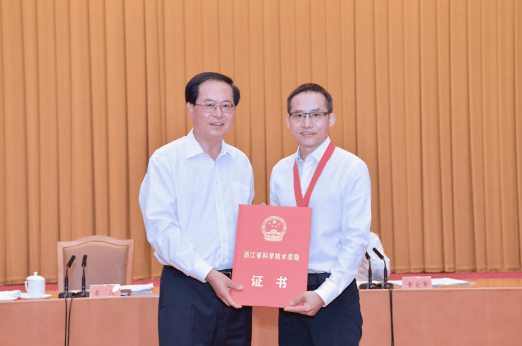 张健锋的科技前沿,张建峰个人简历和成就 张健锋的科技前沿,张建峰个人简历和成就