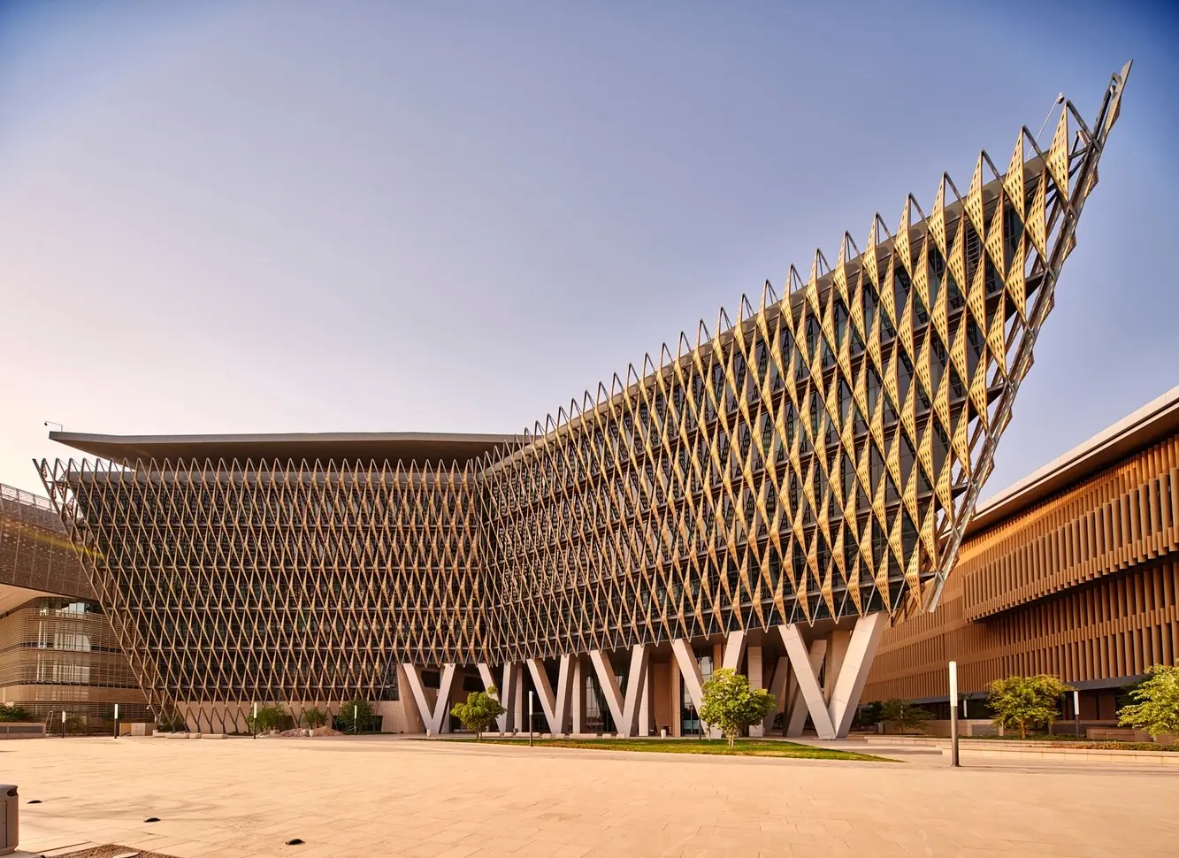 吉大生命科学药学,吉林大学生物与医药