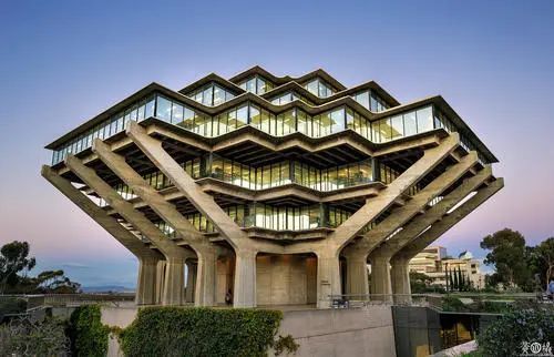 加州海洋与地球科学院,加州大学戴维斯分校海洋生物 加州海洋与地球科学院,加州大学戴维斯分校海洋生物