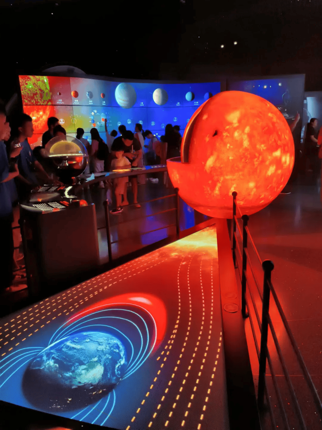 城市阳台天文科普展,城市阳台天文科普展视频 城市阳台天文科普展,城市阳台天文科普展视频