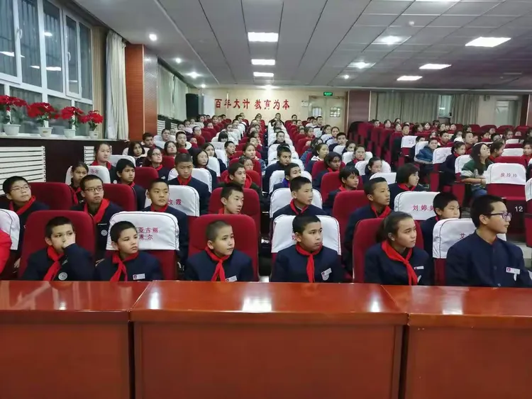 天文科普讲座简报小学,天文科普小知识100篇 天文科普讲座简报小学,天文科普小知识100篇
