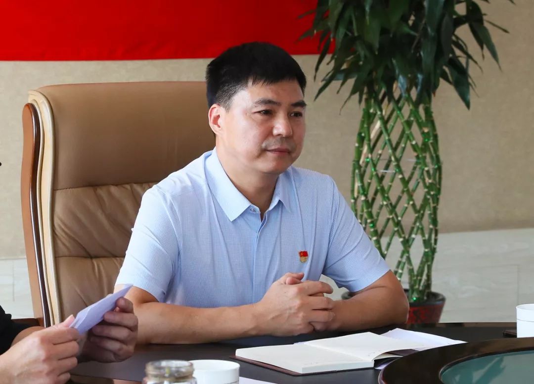 信息科技前沿大会陈国,陈国芯片工程师四川毕业最新消息