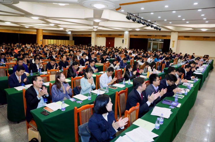 廖杰中山大学地球科学,中山大学地球科学学院郑义老师 廖杰中山大学地球科学,中山大学地球科学学院郑义老师