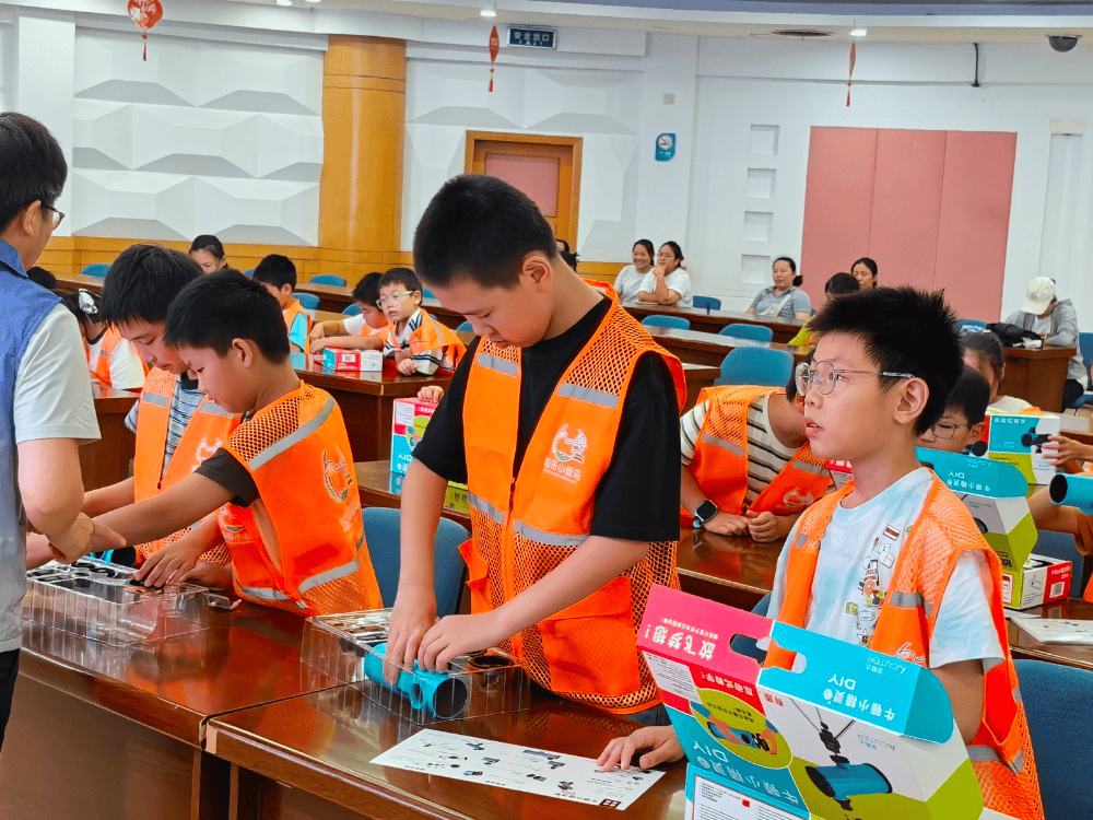 天文科普军事研学营,军民融合地质科普研学营地