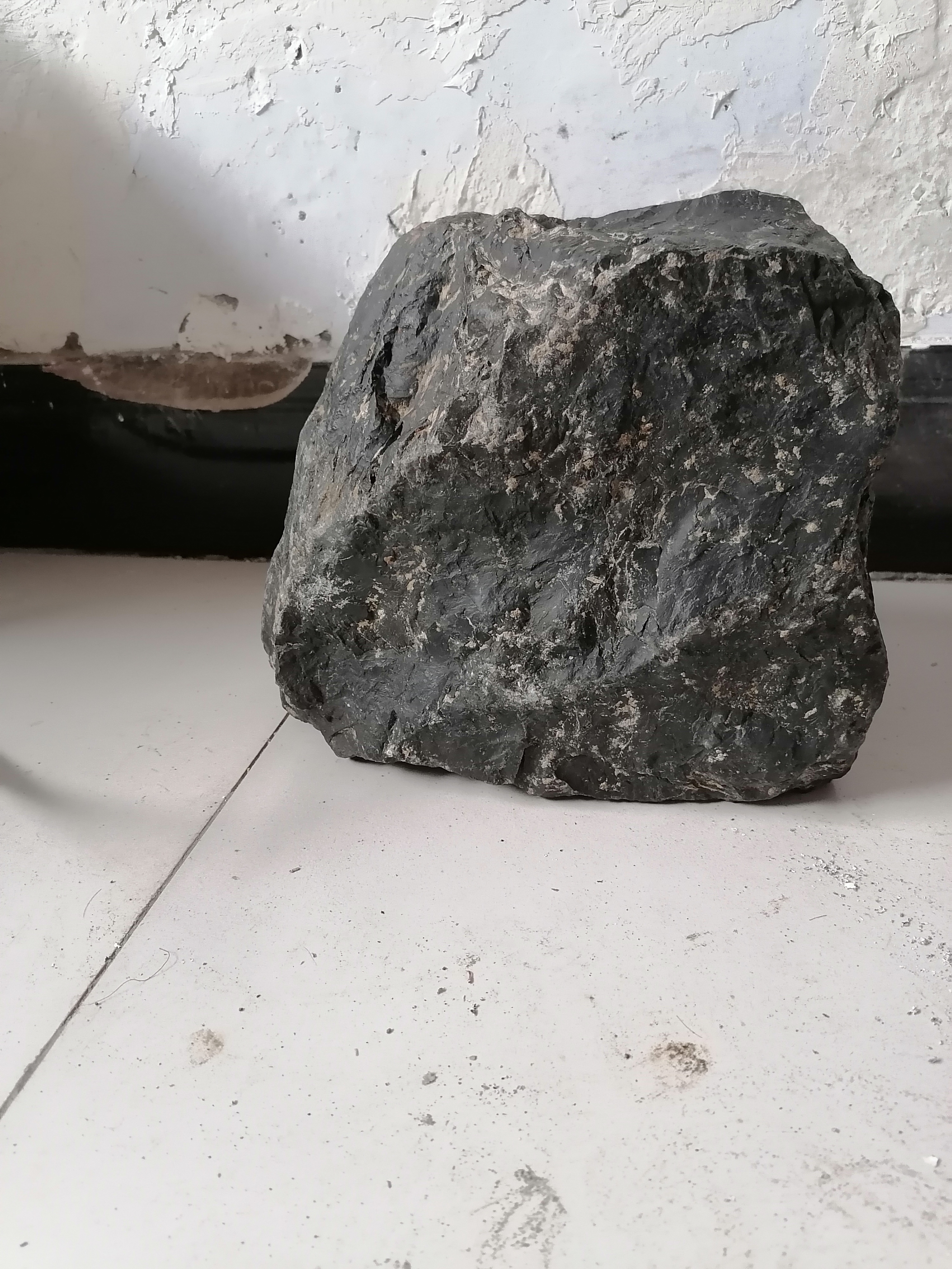 陨石掉地球科学原理,陨石掉落的速度是多少 陨石掉地球科学原理,陨石掉落的速度是多少