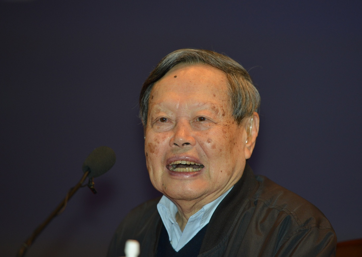 世界三大物理科学家,世界三大物理科学家是哪三个 世界三大物理科学家,世界三大物理科学家是哪三个