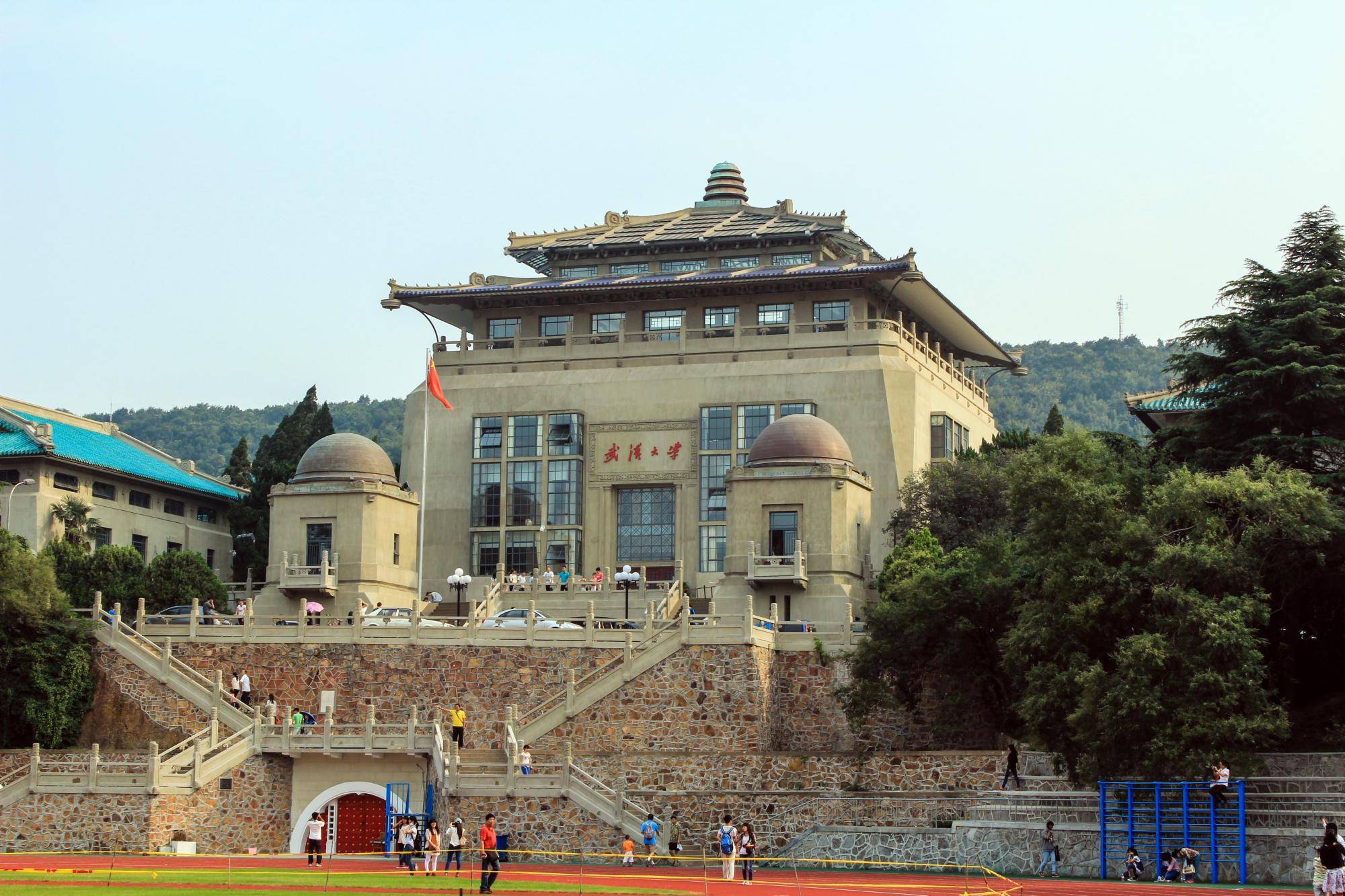 武大地球科学院,武大地球与空间科学技术学院