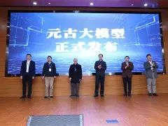 刘润泽地球科学,张雪主动索吻李亚鹏 刘润泽地球科学,张雪主动索吻李亚鹏