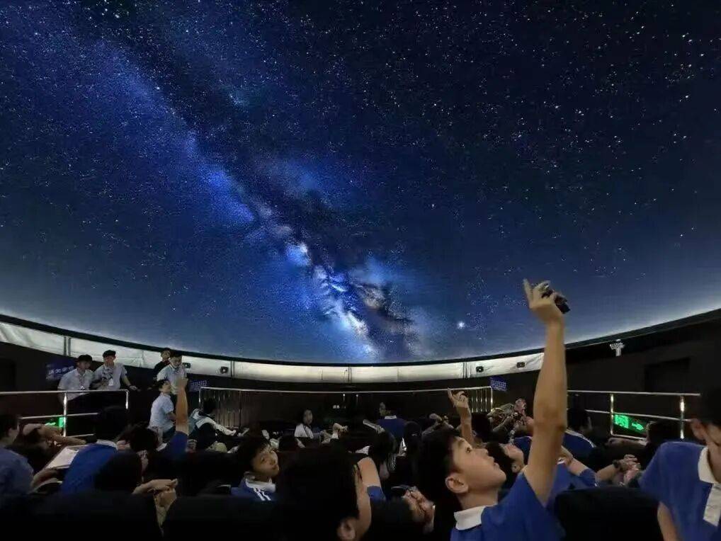 在线天文科普直播,最近的天文现象直播视频 在线天文科普直播,最近的天文现象直播视频