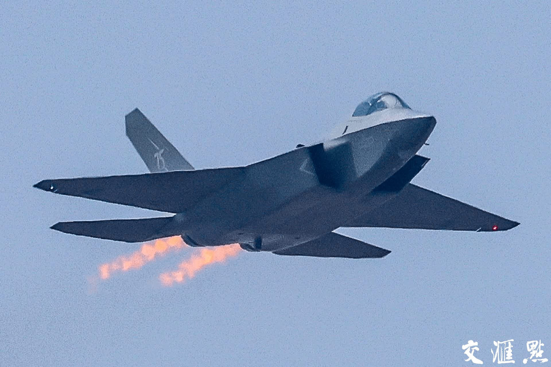 航空航天国防科技前沿,航空航天技术在军事上的应用