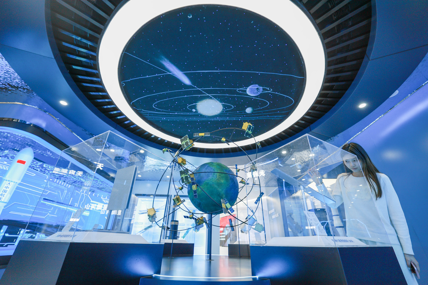 空天行业科技前沿讲座,张雪峰评价空天领军计划