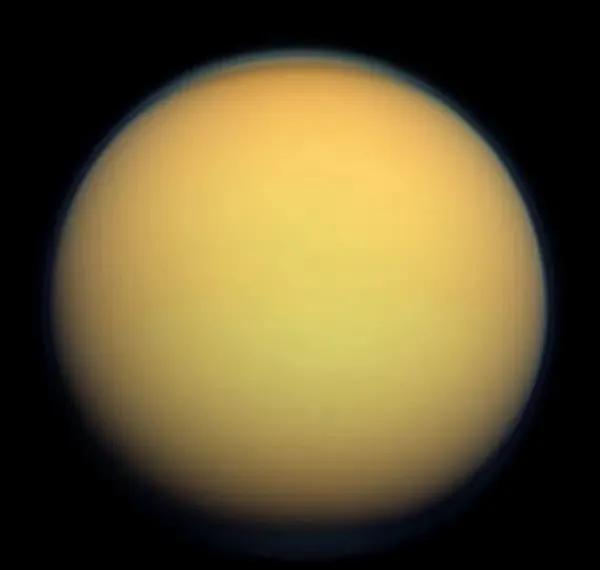 天文土卫六探索,在土卫六上看太阳有多大