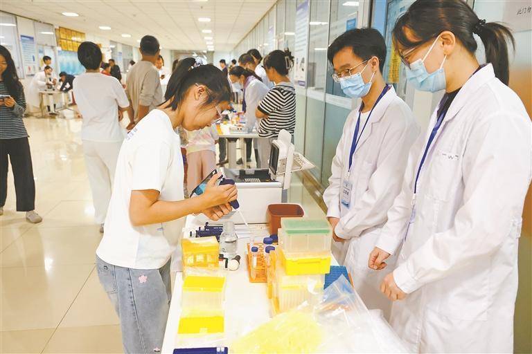 日照生命科学实验仪器,中产“新玩具”杀进商场一楼 日照生命科学实验仪器,中产“新玩具”杀进商场一楼