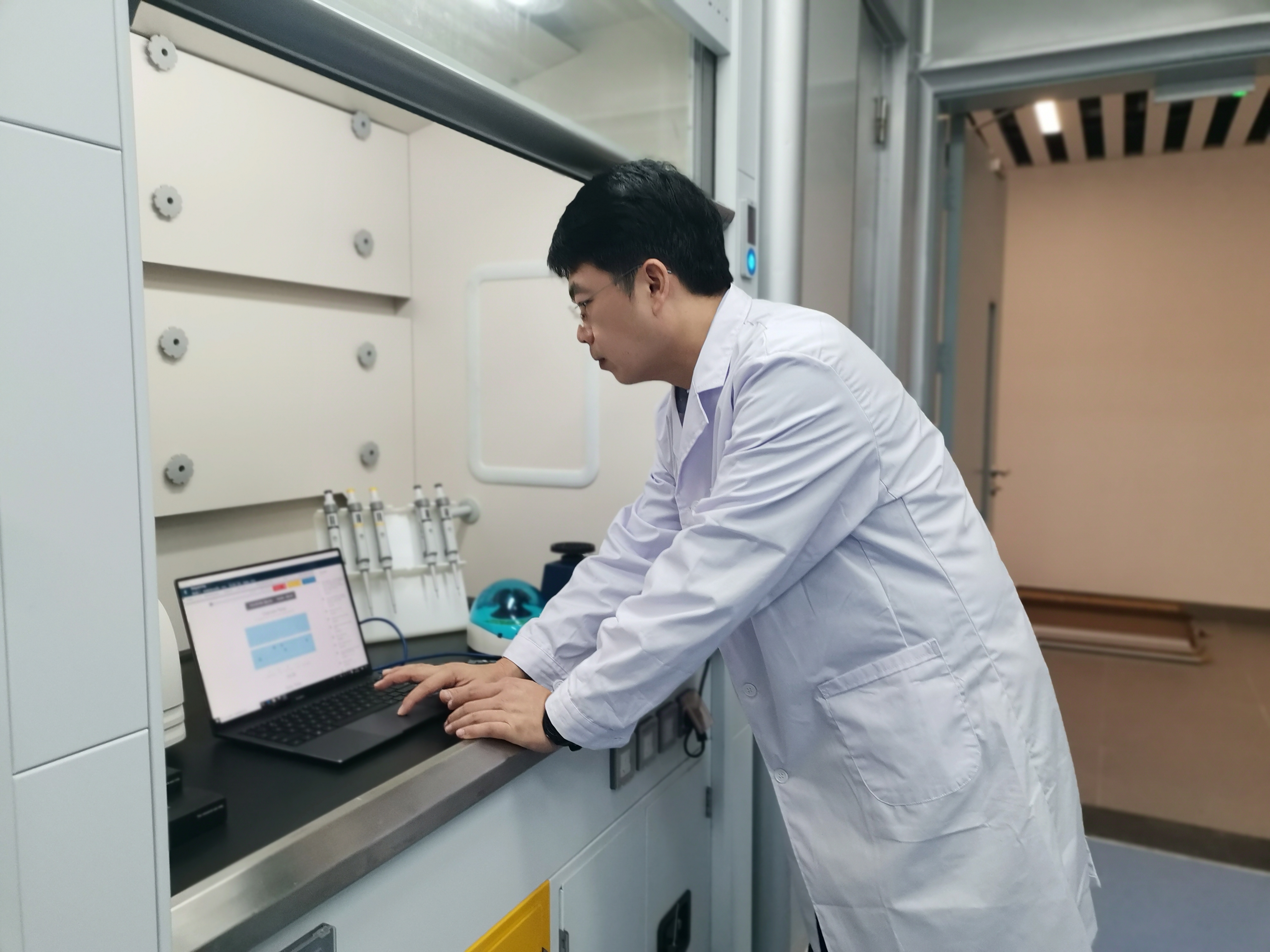 想跟着生命科学导师,跟生命科学有关的纪录片 想跟着生命科学导师,跟生命科学有关的纪录片