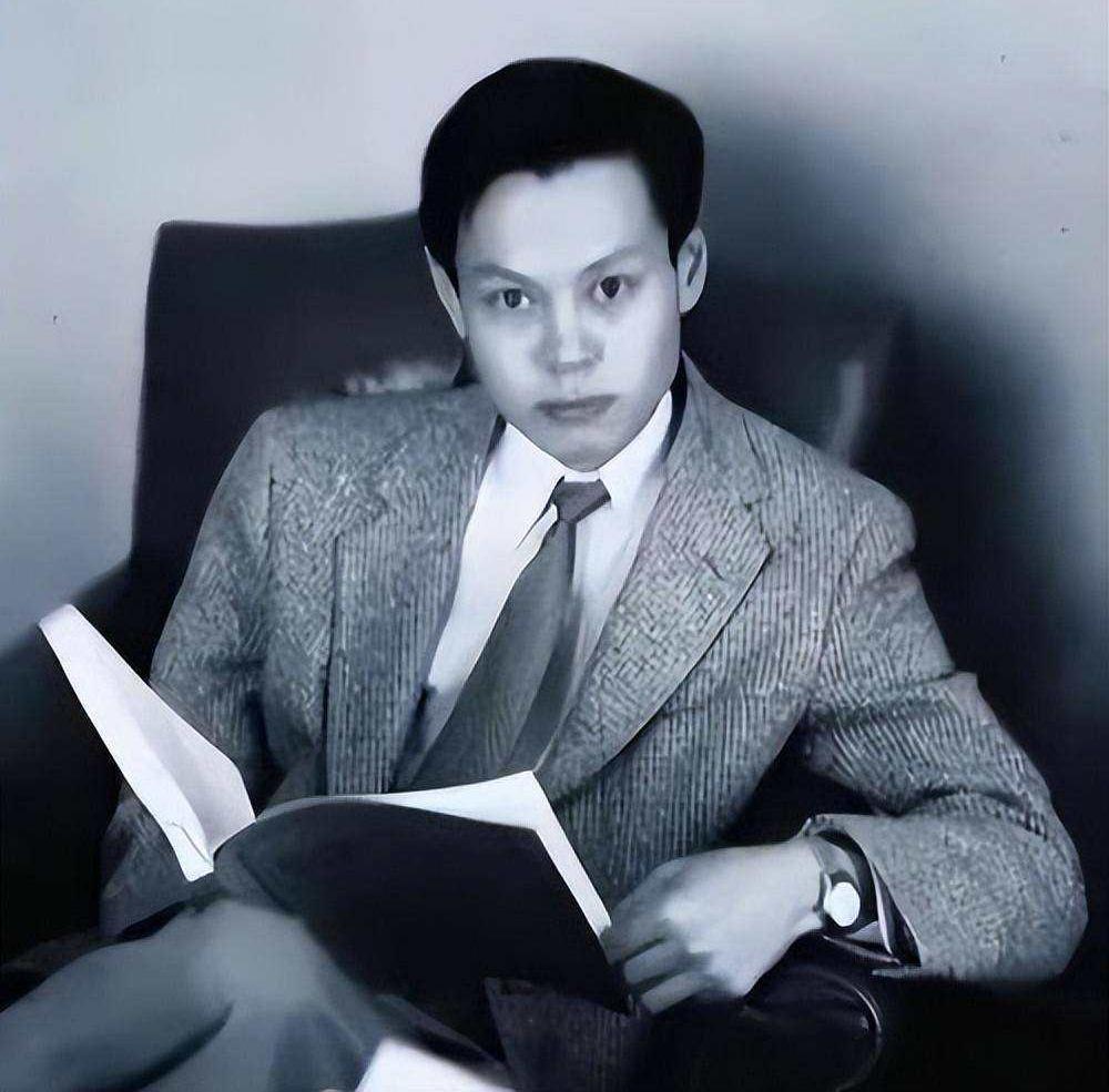 目前世界年轻物理学家,物理学家年轻时最帅图片