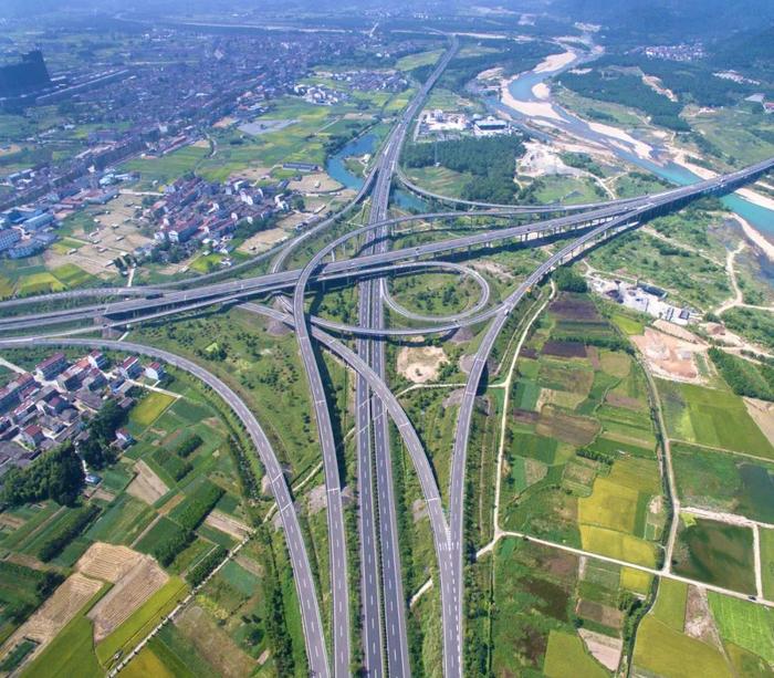 高速公路科技前沿,高速公路行业发展前景趋势 高速公路科技前沿,高速公路行业发展前景趋势