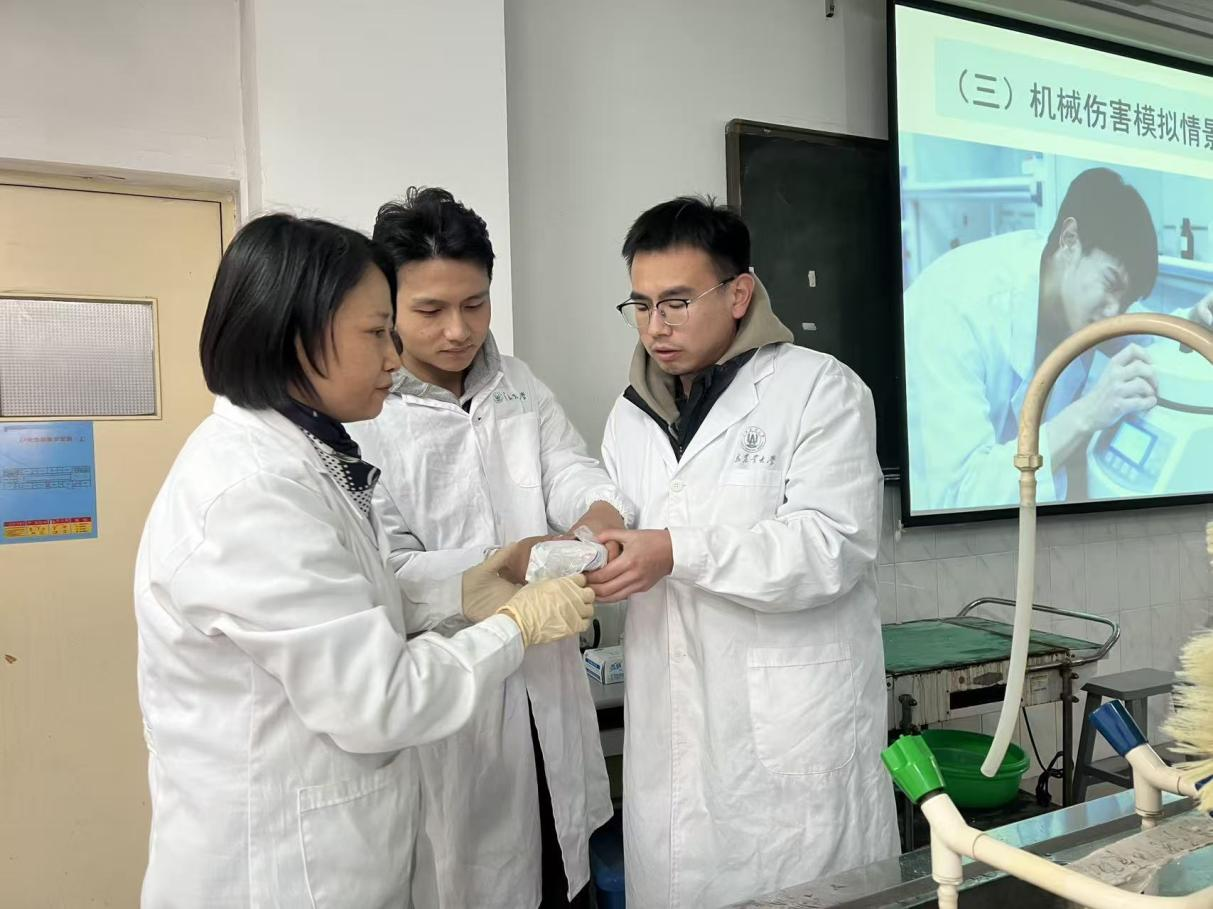 生命科学实验服装店,实验服和实验室外套的区别 生命科学实验服装店,实验服和实验室外套的区别