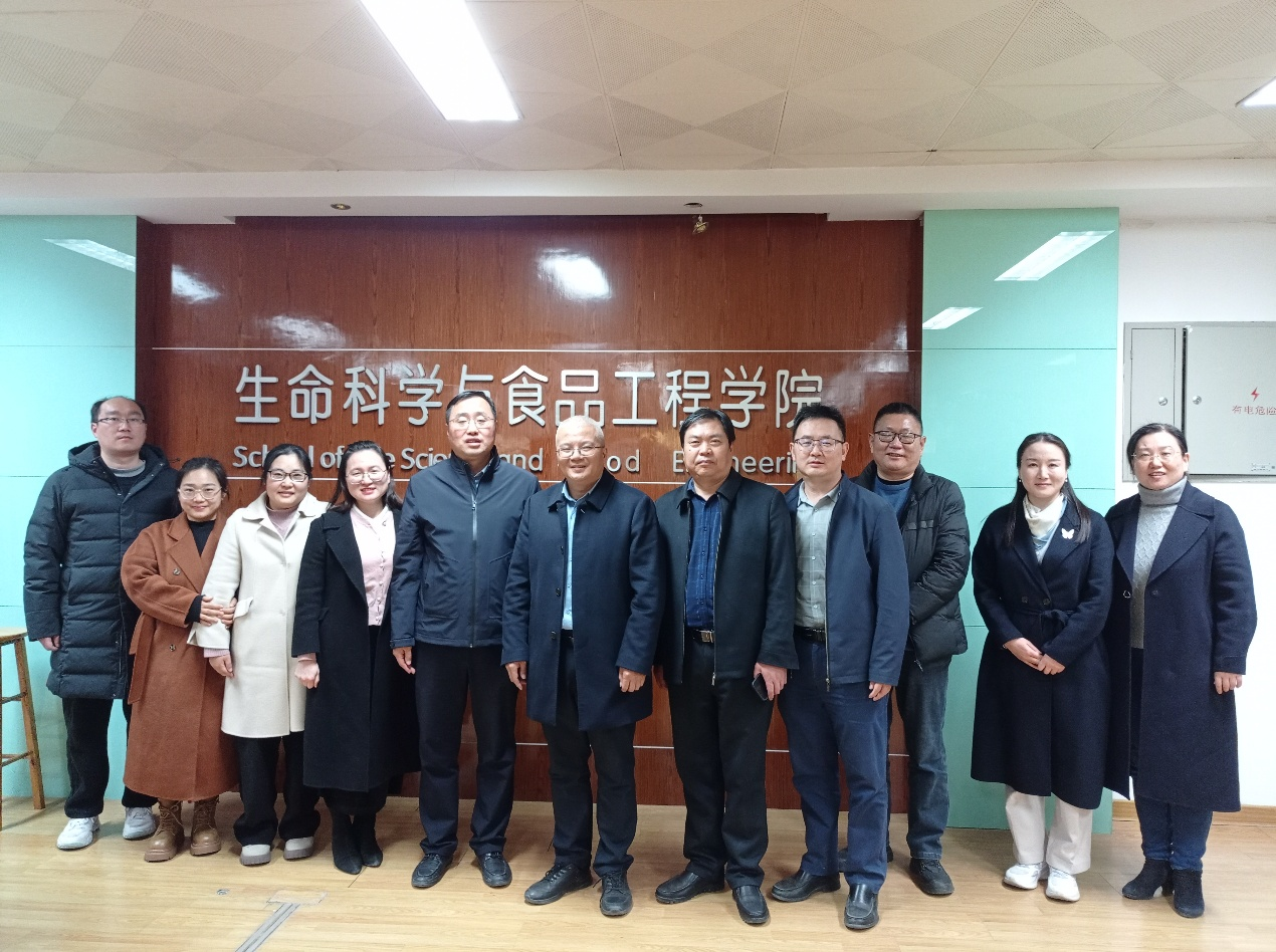 生命科学院潘院长,生命科学院副院长名单
