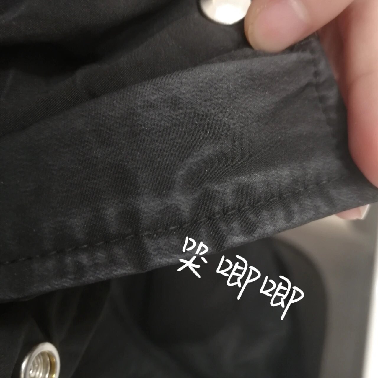 黑色衣服掉色怎么办,黑色衣服掉色怎么办可以补救