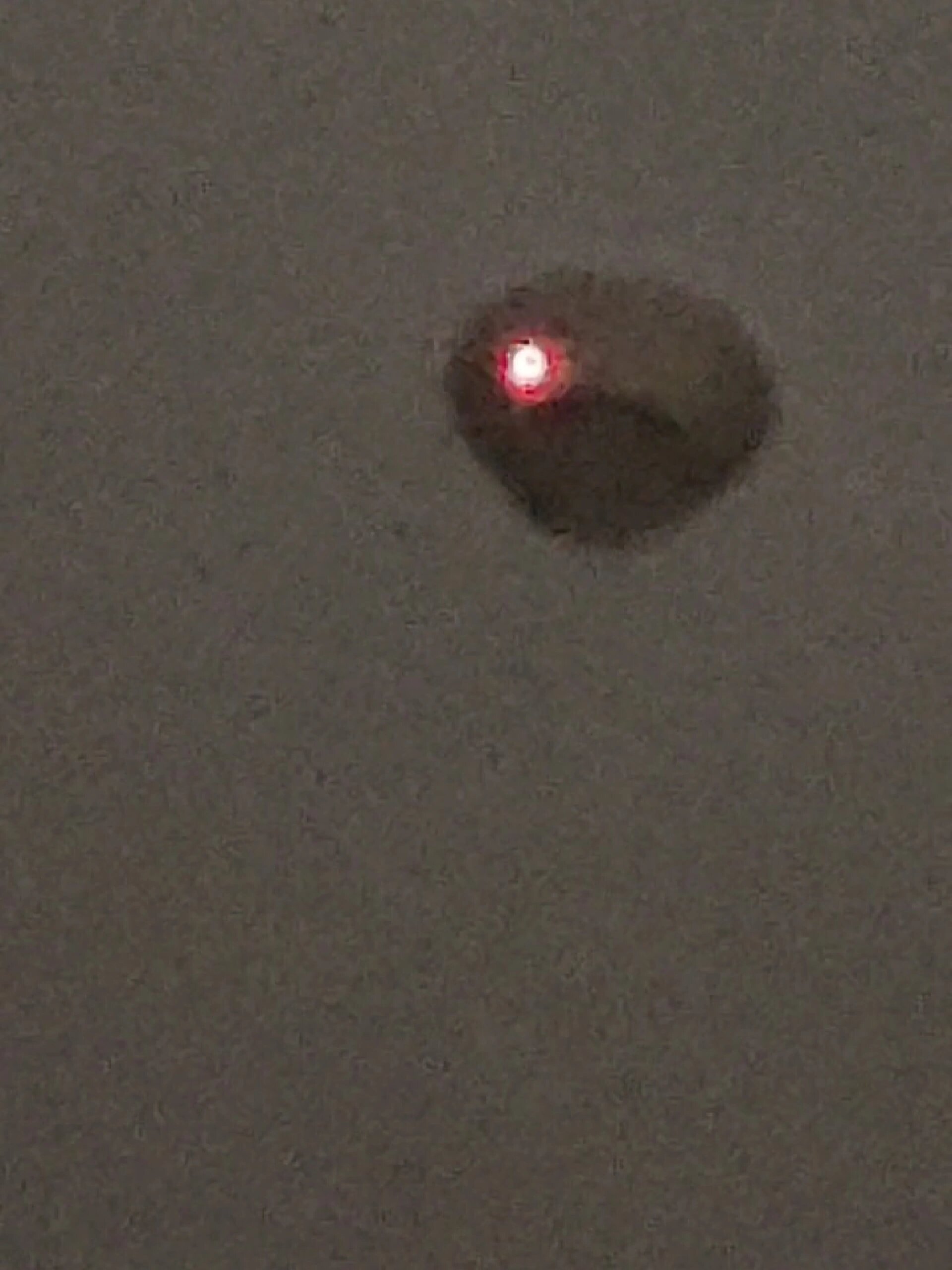 烟感器红灯一闪一闪,烟感器红灯一闪一闪间隔响