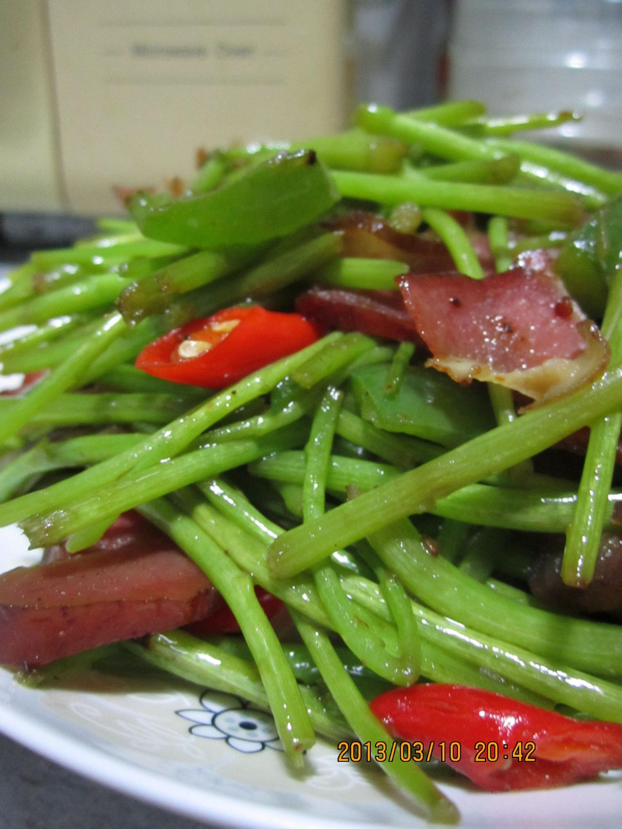 黎蒿炒腊肉,黎蒿炒腊肉 歌曲