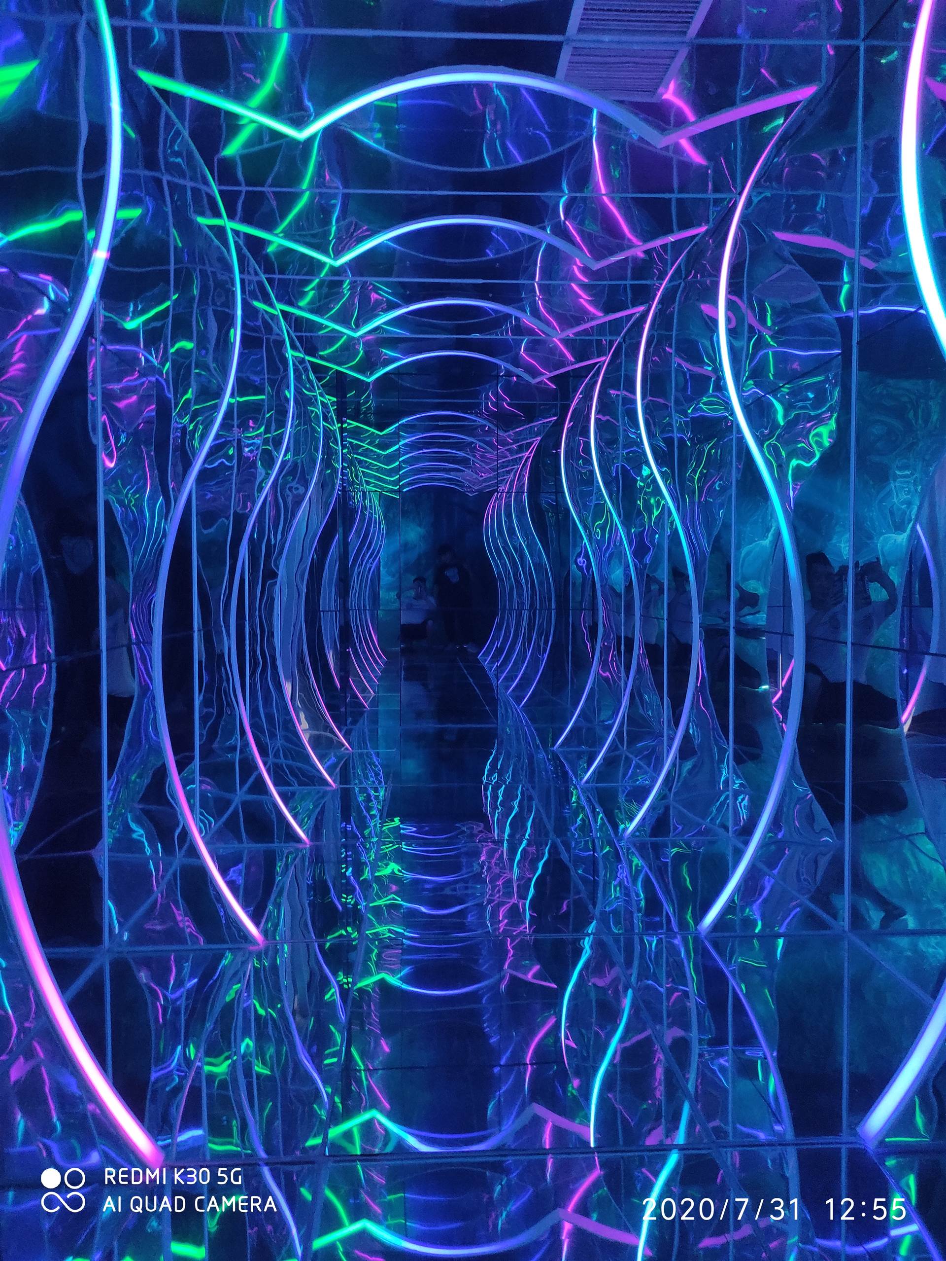 幻觉物理世界,幻觉是虚幻的知觉吗