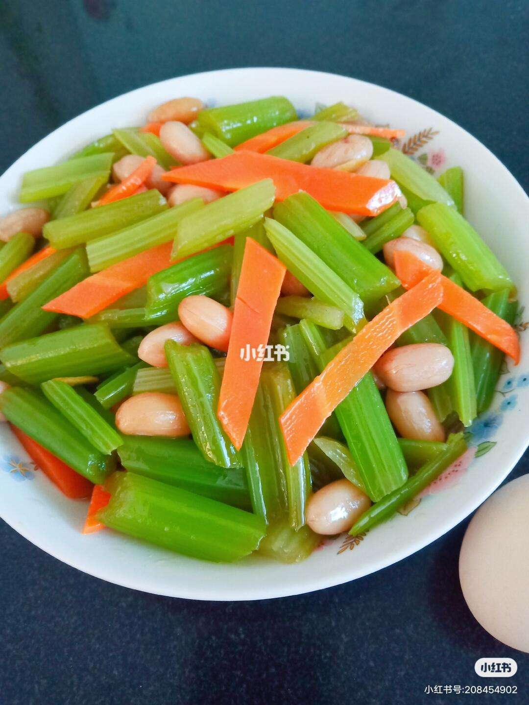 芹菜花生米凉菜怎么做,芹菜花生米凉菜简单步骤 芹菜花生米凉菜怎么做,芹菜花生米凉菜简单步骤
