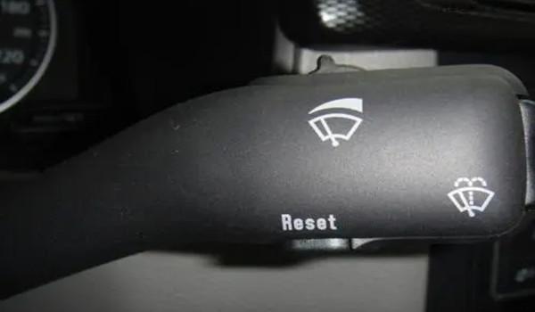 reset键,RESET键在哪里 reset键,RESET键在哪里