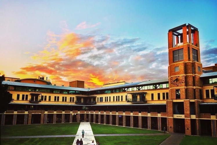 澳国立大学地球科学院,澳国立大学地球科学院院士 澳国立大学地球科学院,澳国立大学地球科学院院士