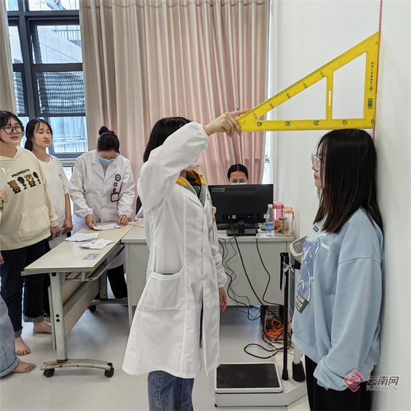 大一新生入学体检严格吗